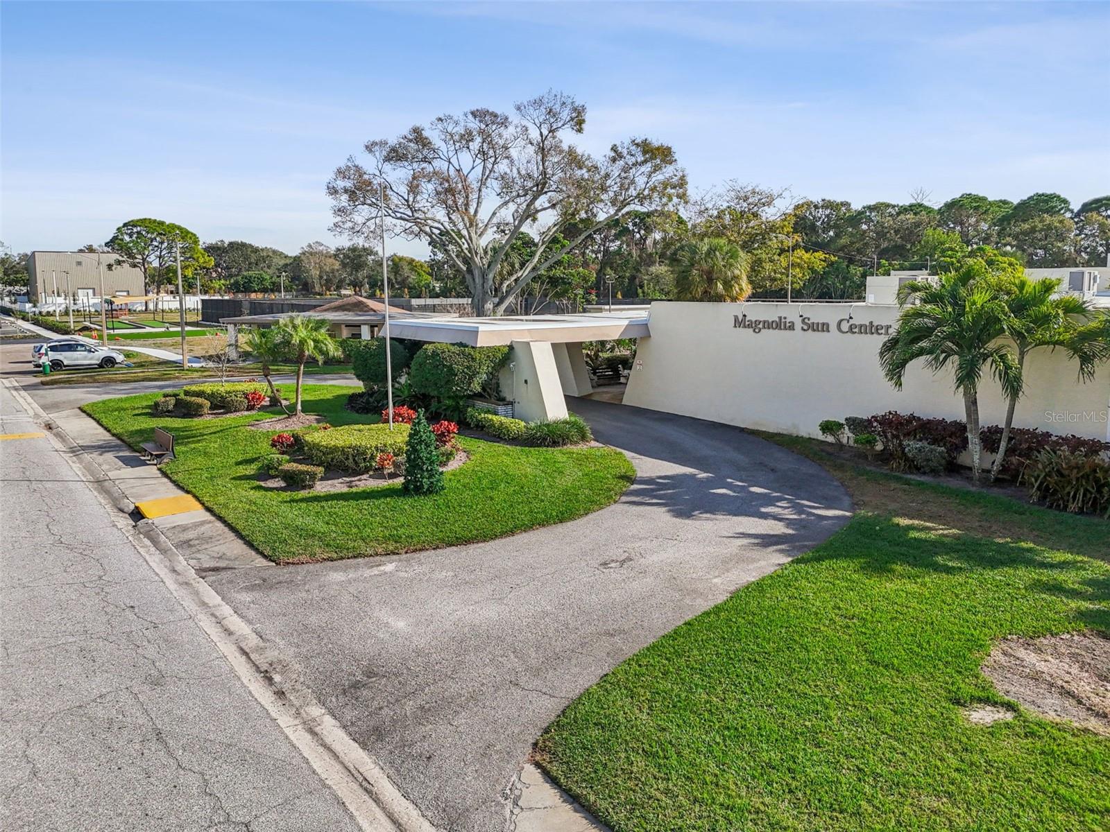 Listing photo id 47 for 5969 Terrace Park Drive N 307