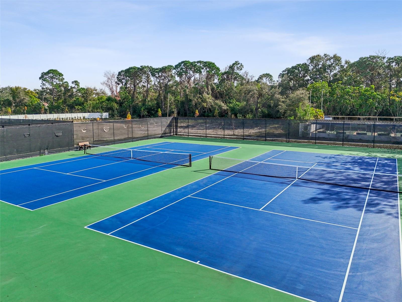 Listing photo id 49 for 5969 Terrace Park Drive N 307