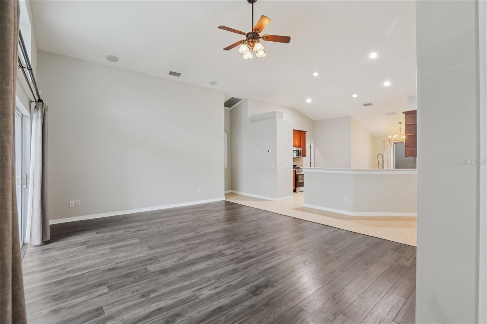 Image 12 of 44 For 15126 Shearcrest Drive