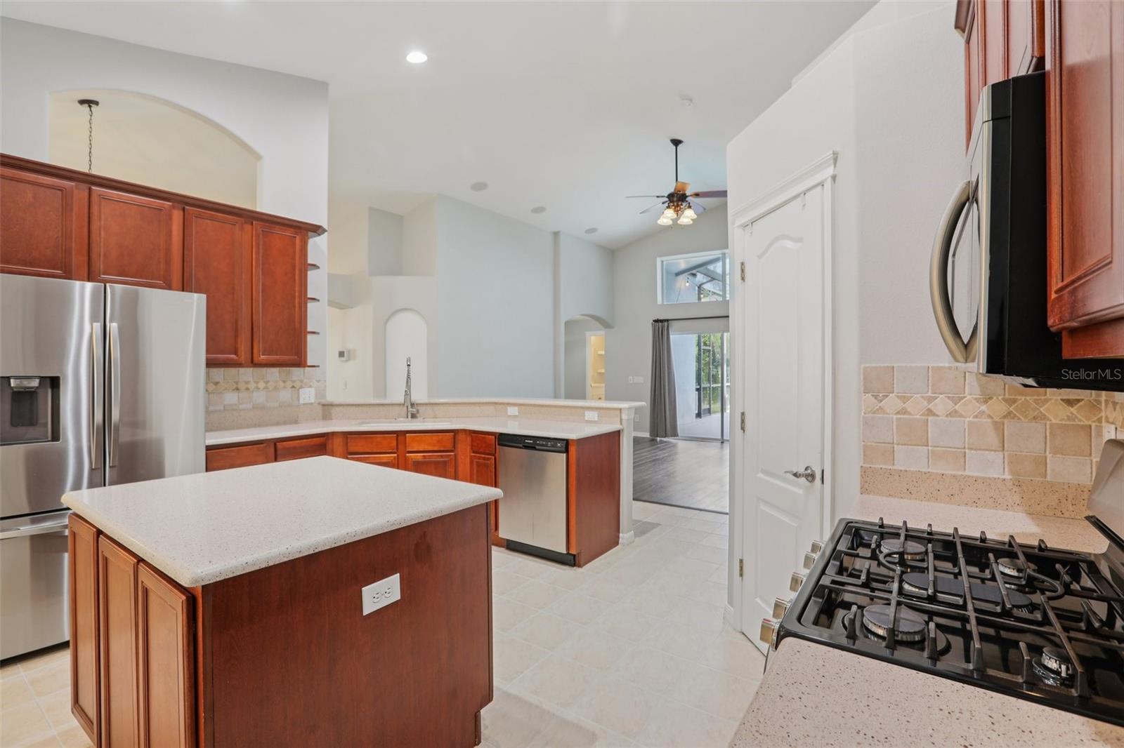 Image 17 of 44 For 15126 Shearcrest Drive