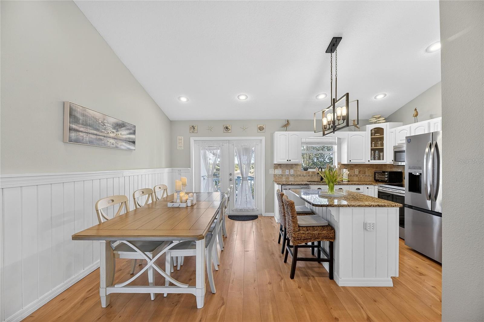 Image 17 of 100 For 1116 Canal Street