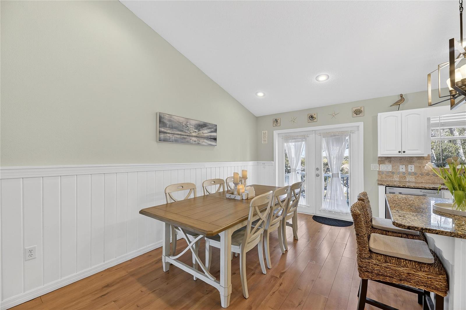 Image 19 of 100 For 1116 Canal Street