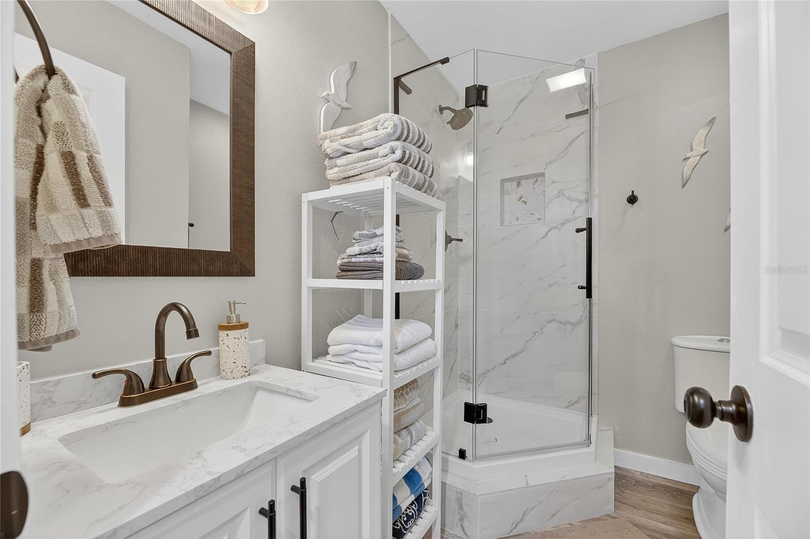 Image 53 of 100 For 1116 Canal Street