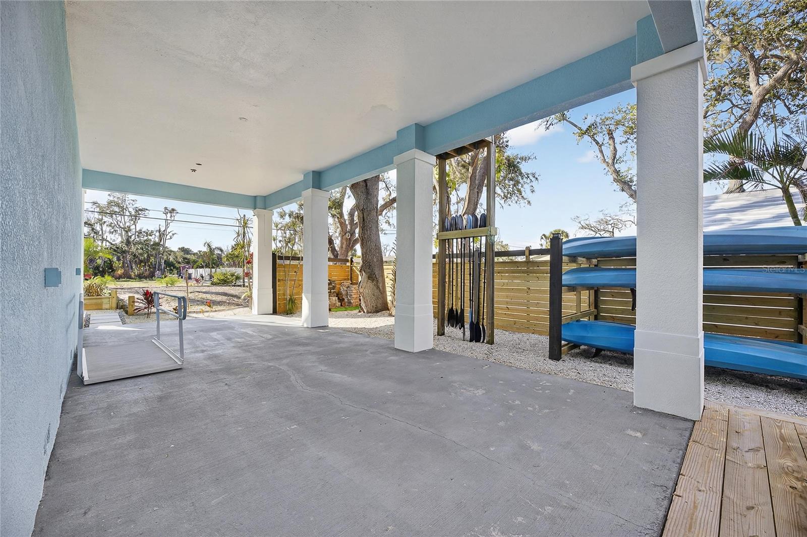 Image 58 of 100 For 1116 Canal Street