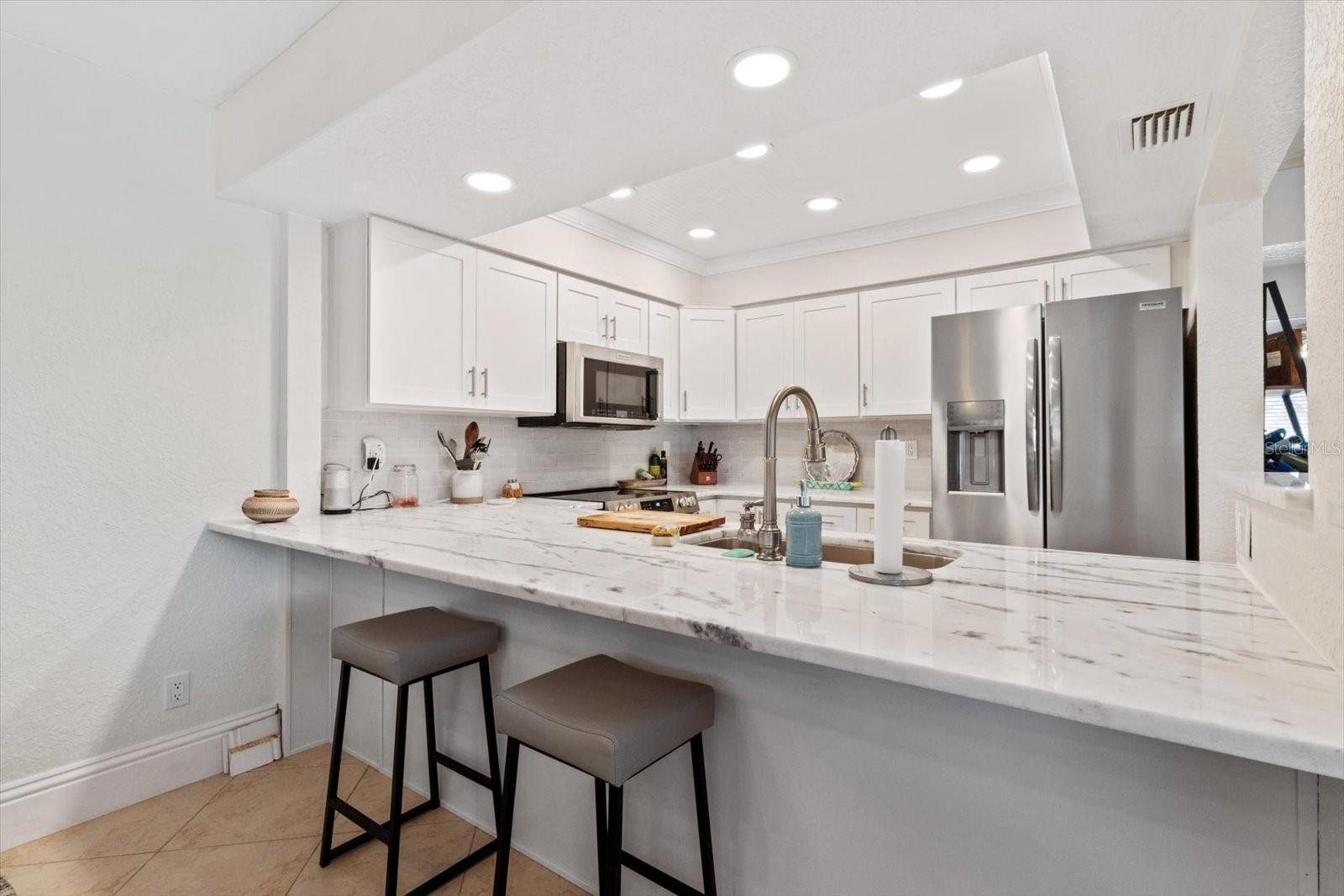 Image 14 of 65 For 1637 Paradise Circle W 101