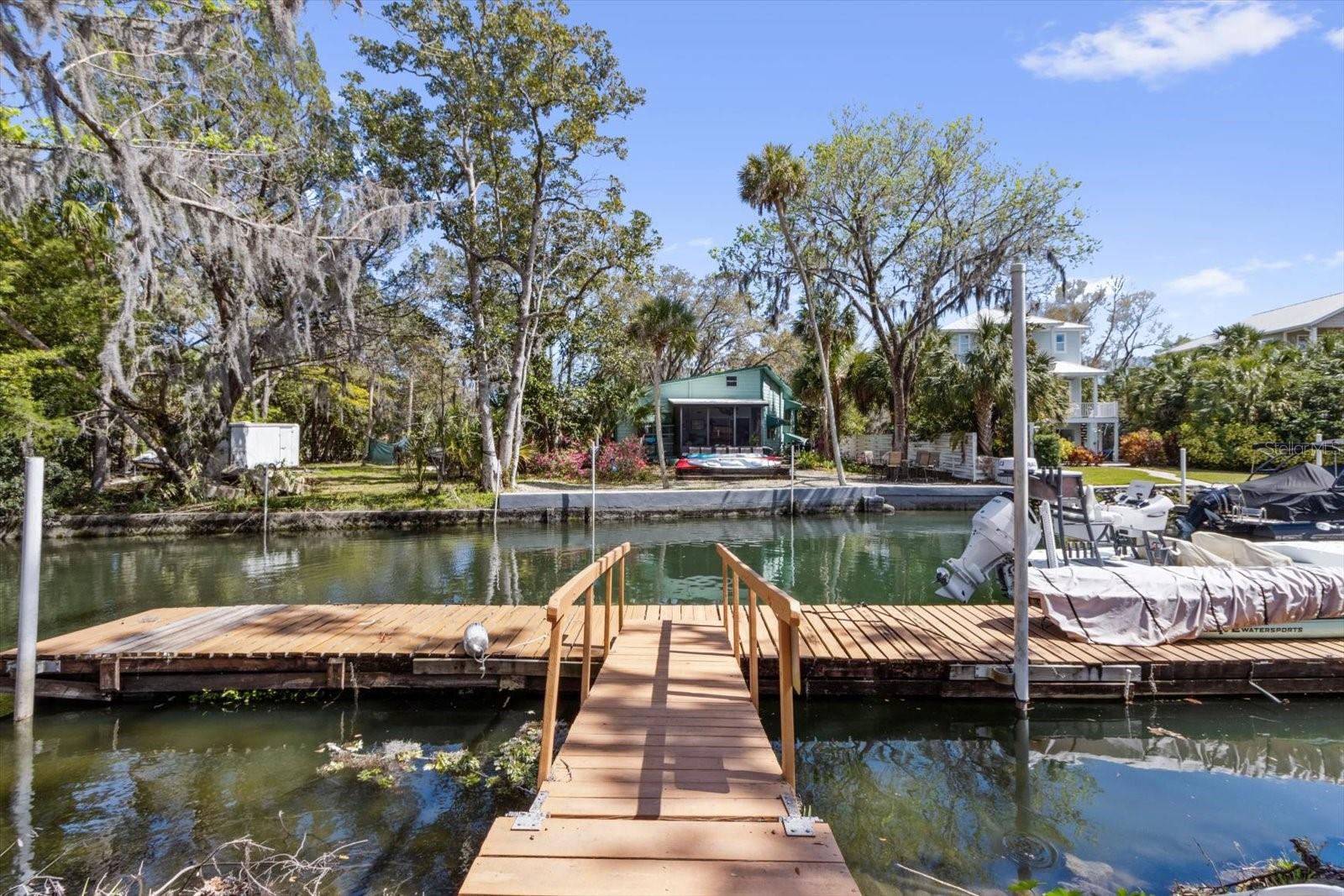 Image 42 of 65 For 1637 Paradise Circle W 101