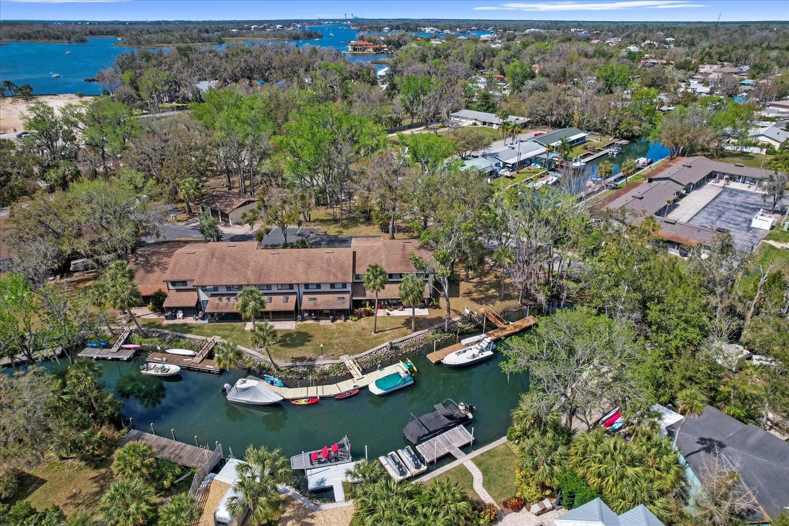 Image 50 of 65 For 1637 Paradise Circle W 101