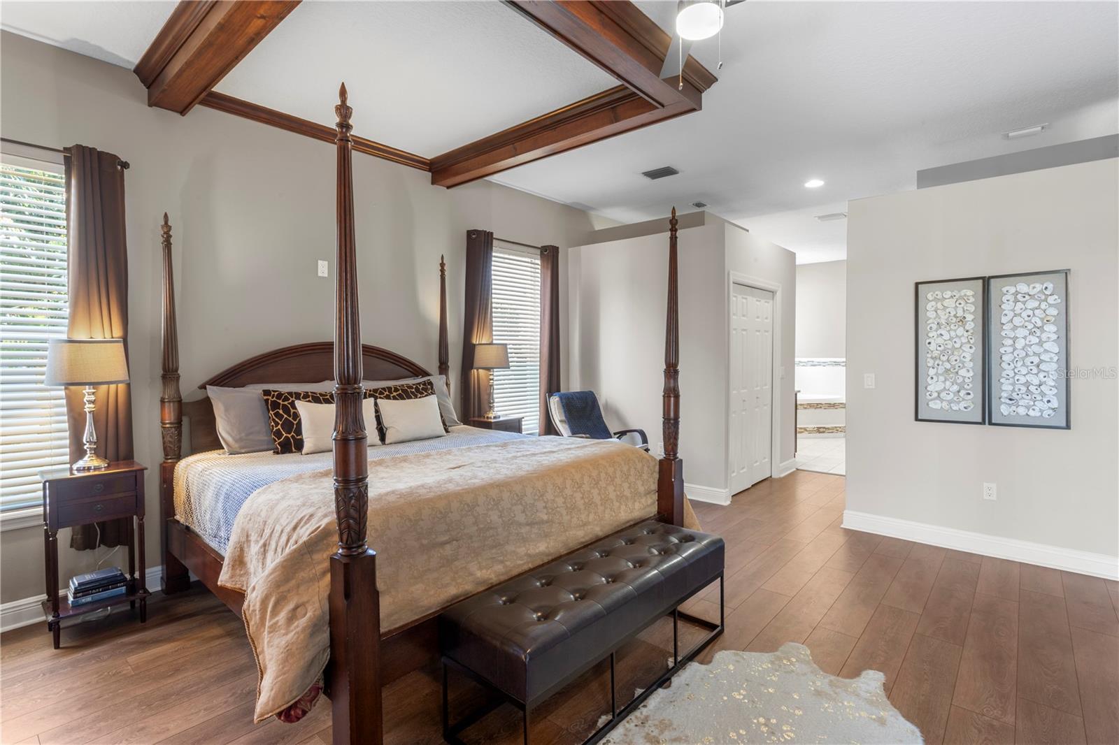 Image 21 of 52 For 4302 Faircourt Drive