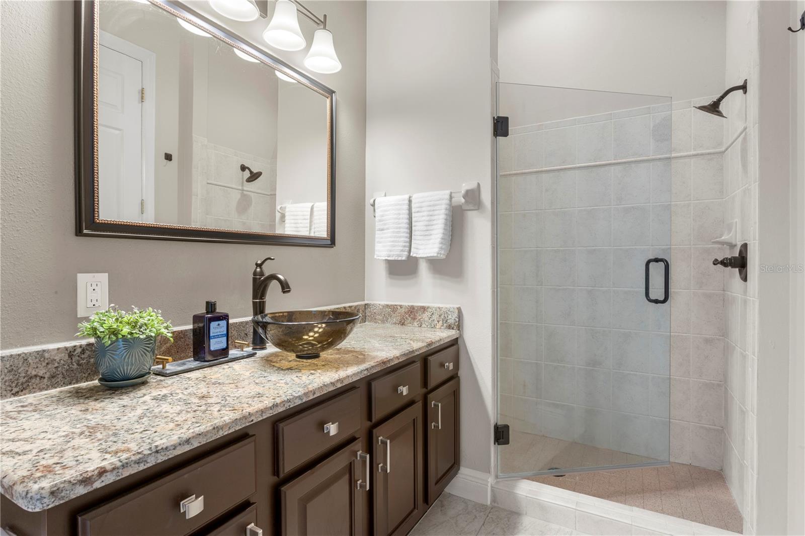 Image 22 of 52 For 4302 Faircourt Drive