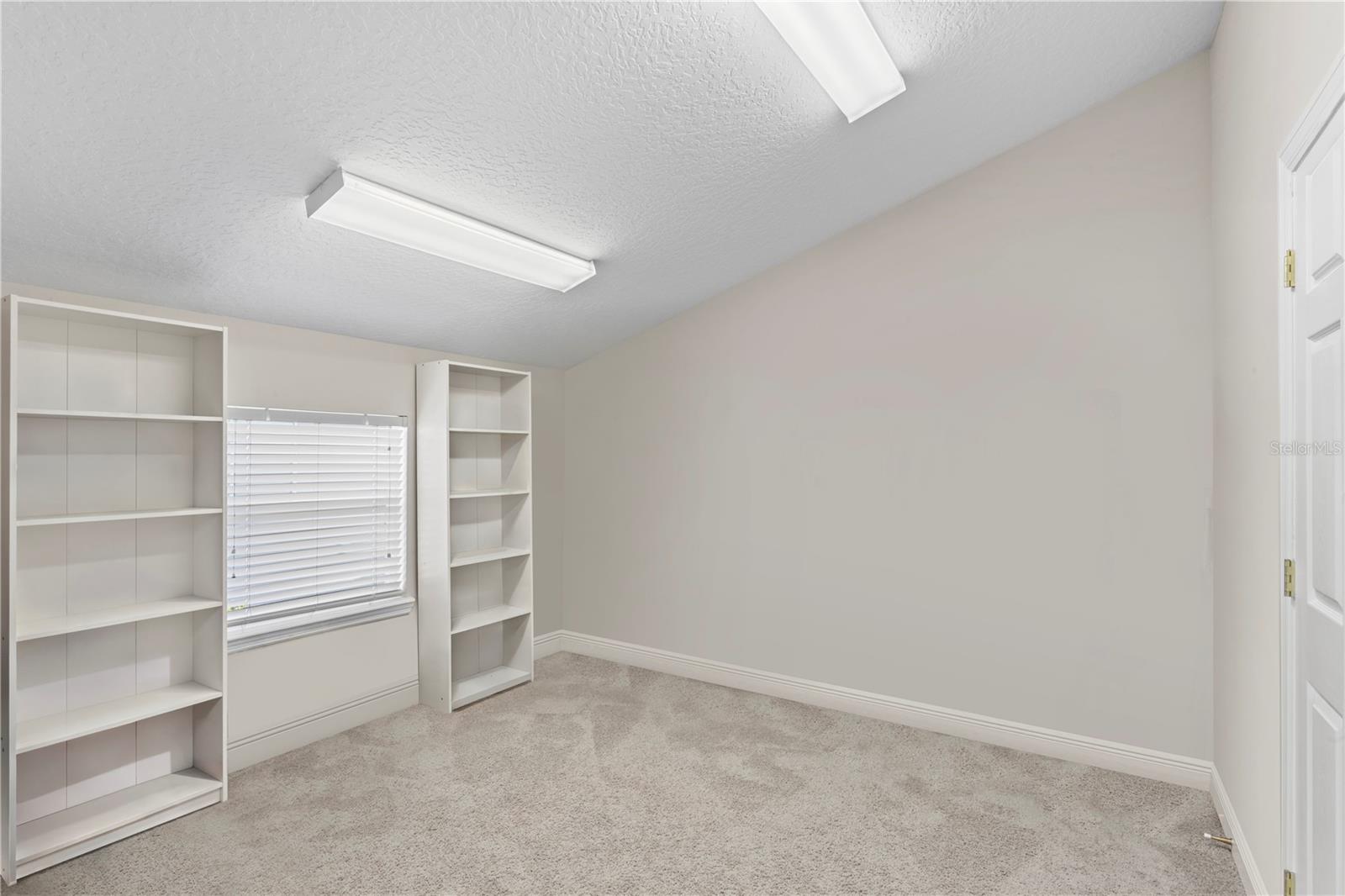 Image 36 of 52 For 4302 Faircourt Drive