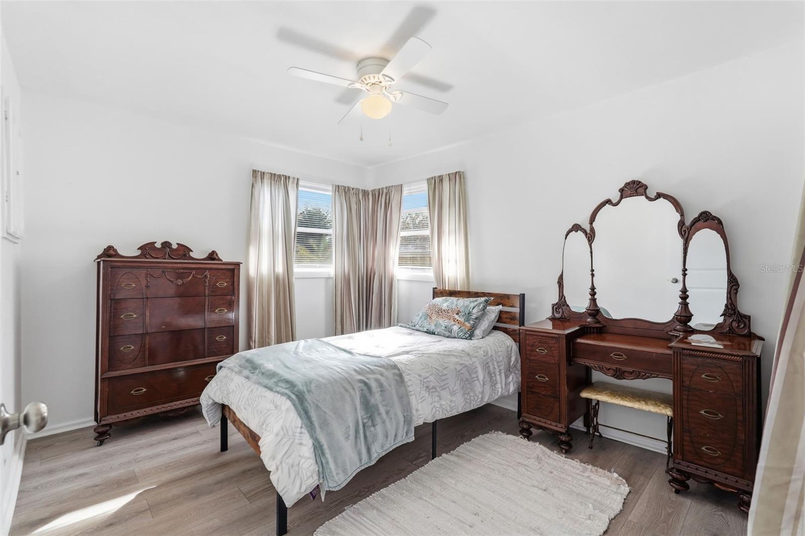 Image 11 of 34 For 8061 49th Avenue N