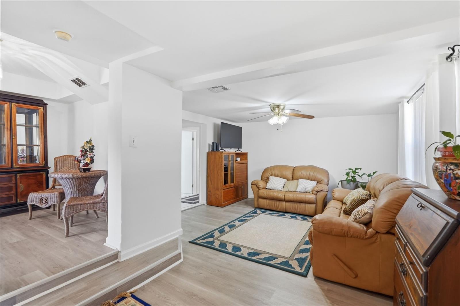 Image 14 of 34 For 8061 49th Avenue N