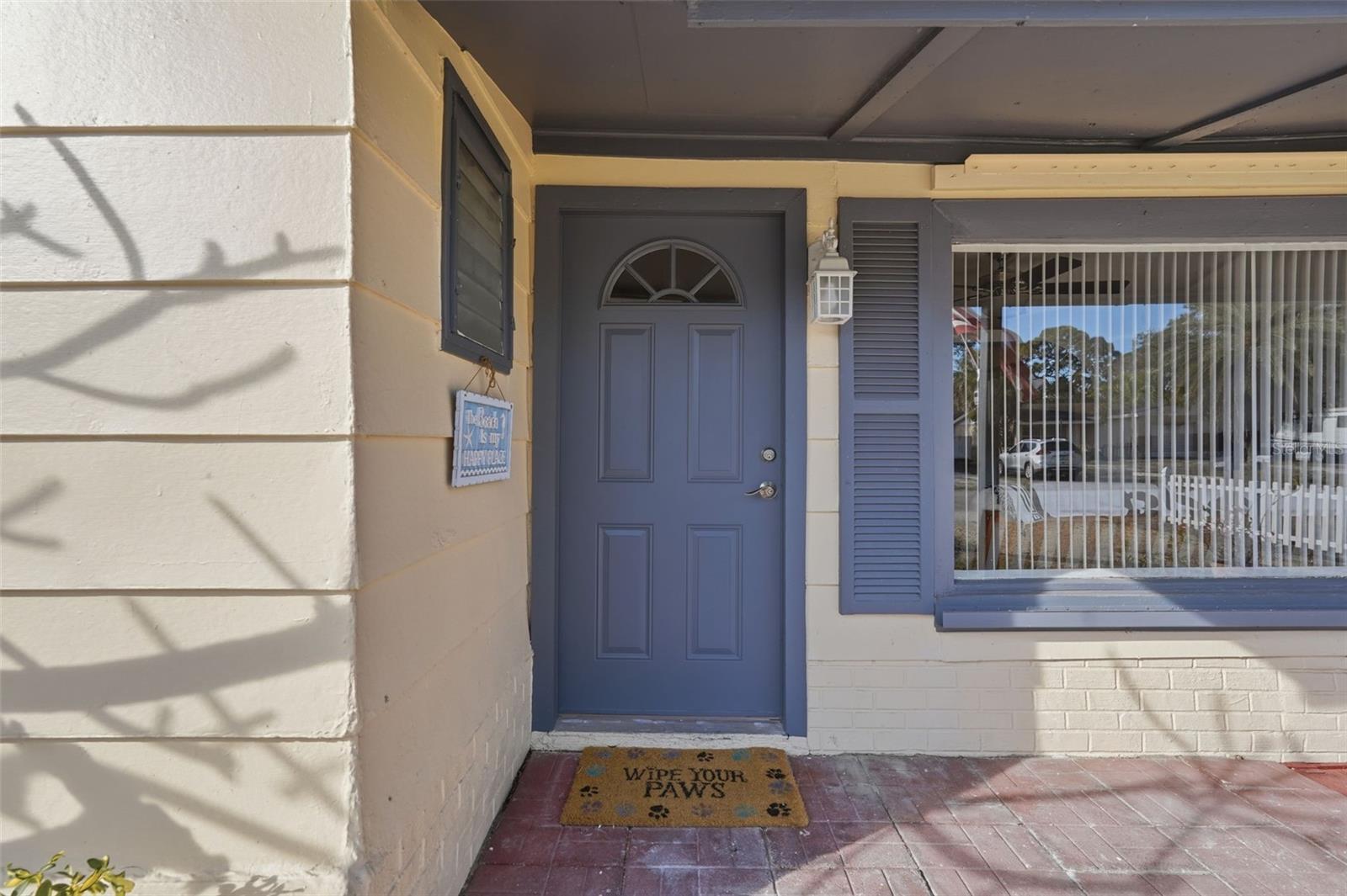 Image 2 of 34 For 8061 49th Avenue N