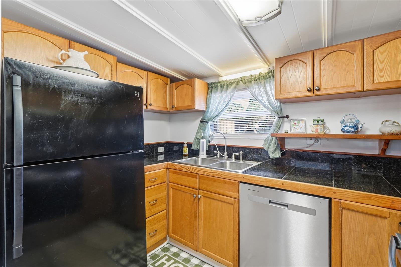 Image 21 of 34 For 8061 49th Avenue N