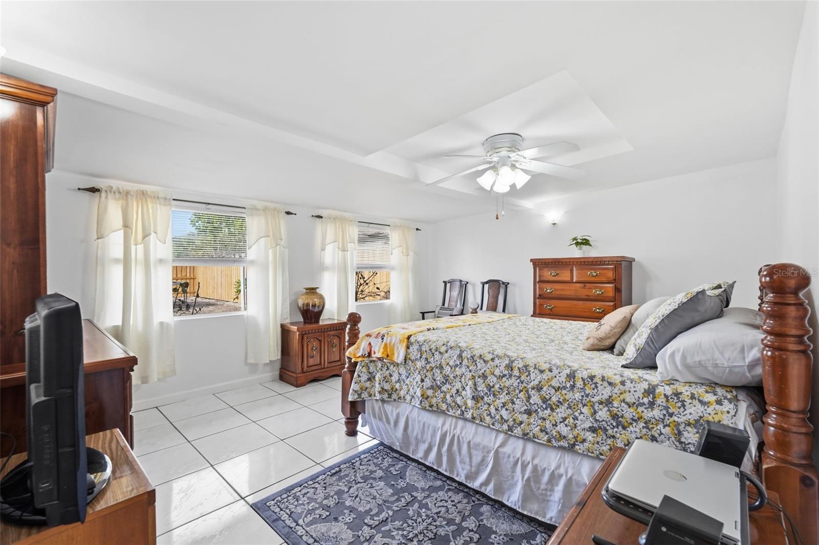 Image 23 of 34 For 8061 49th Avenue N