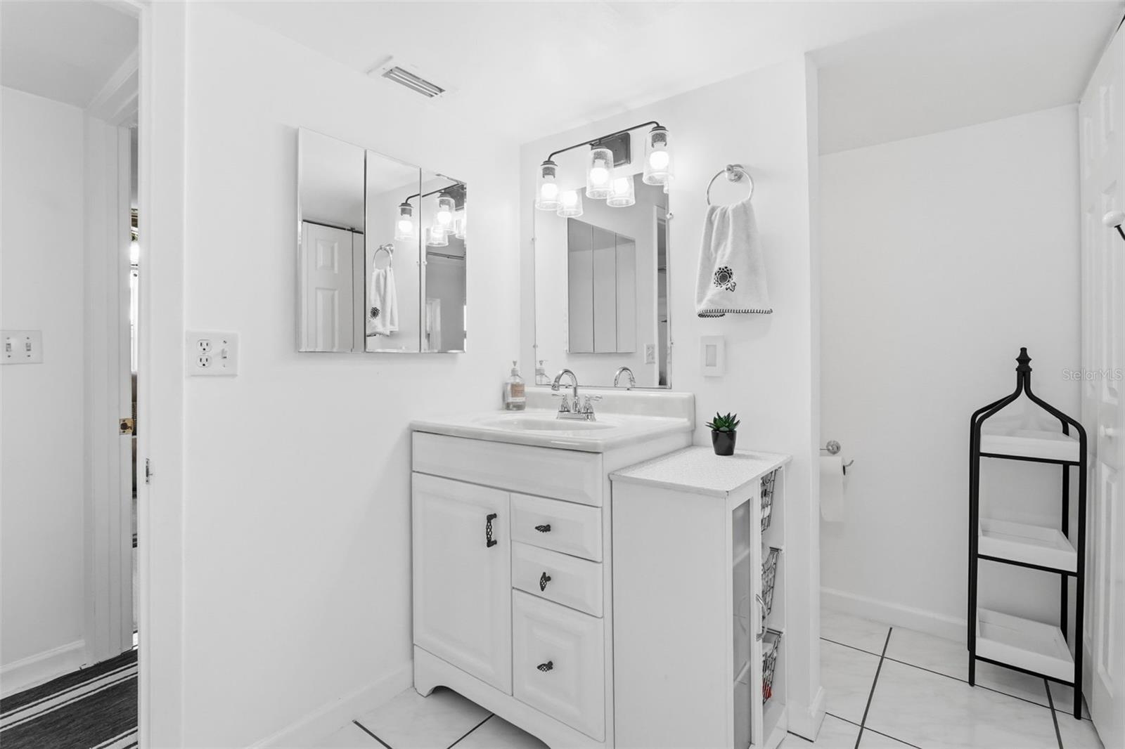 Image 26 of 34 For 8061 49th Avenue N