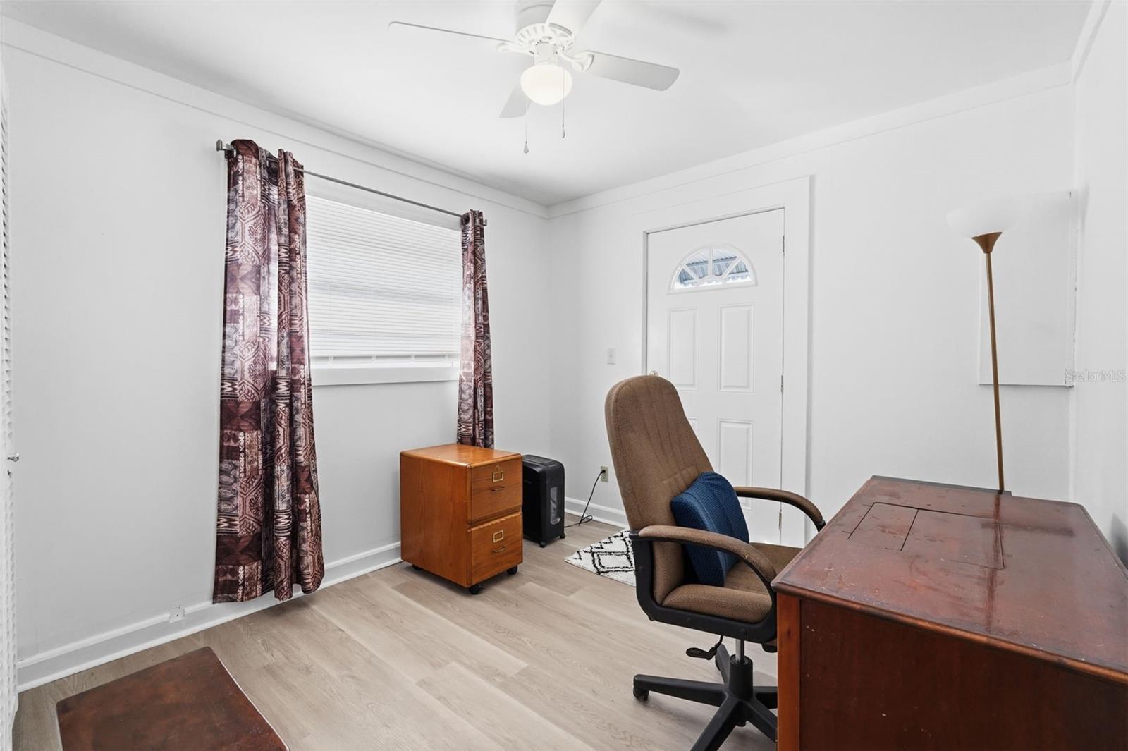 Image 8 of 34 For 8061 49th Avenue N