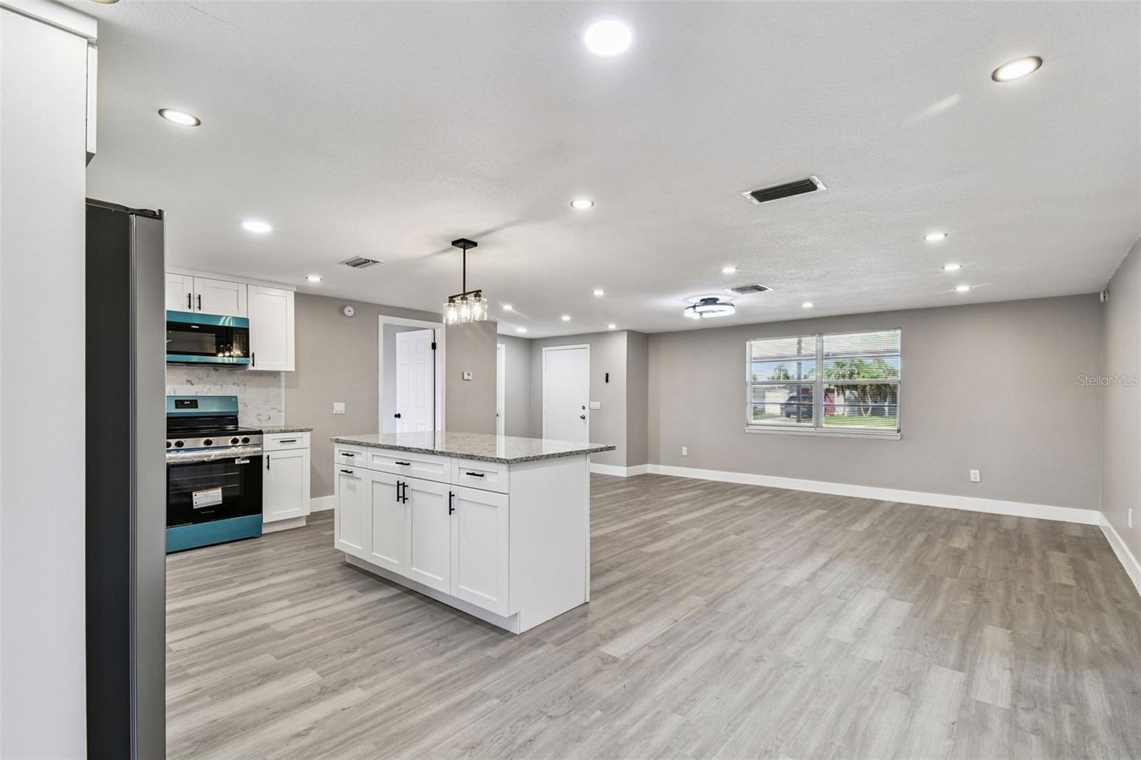 Image 5 of 26 For 3800 Darlington Road