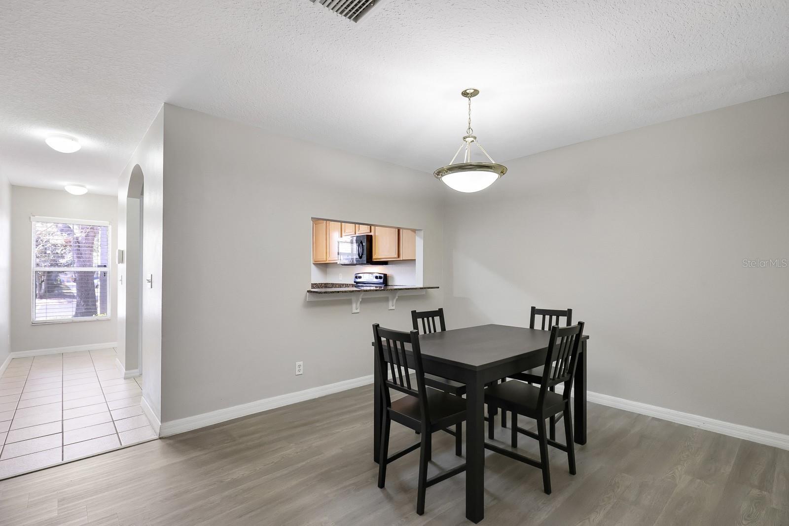 Image 8 of 27 For 211 Penmark Stone Place