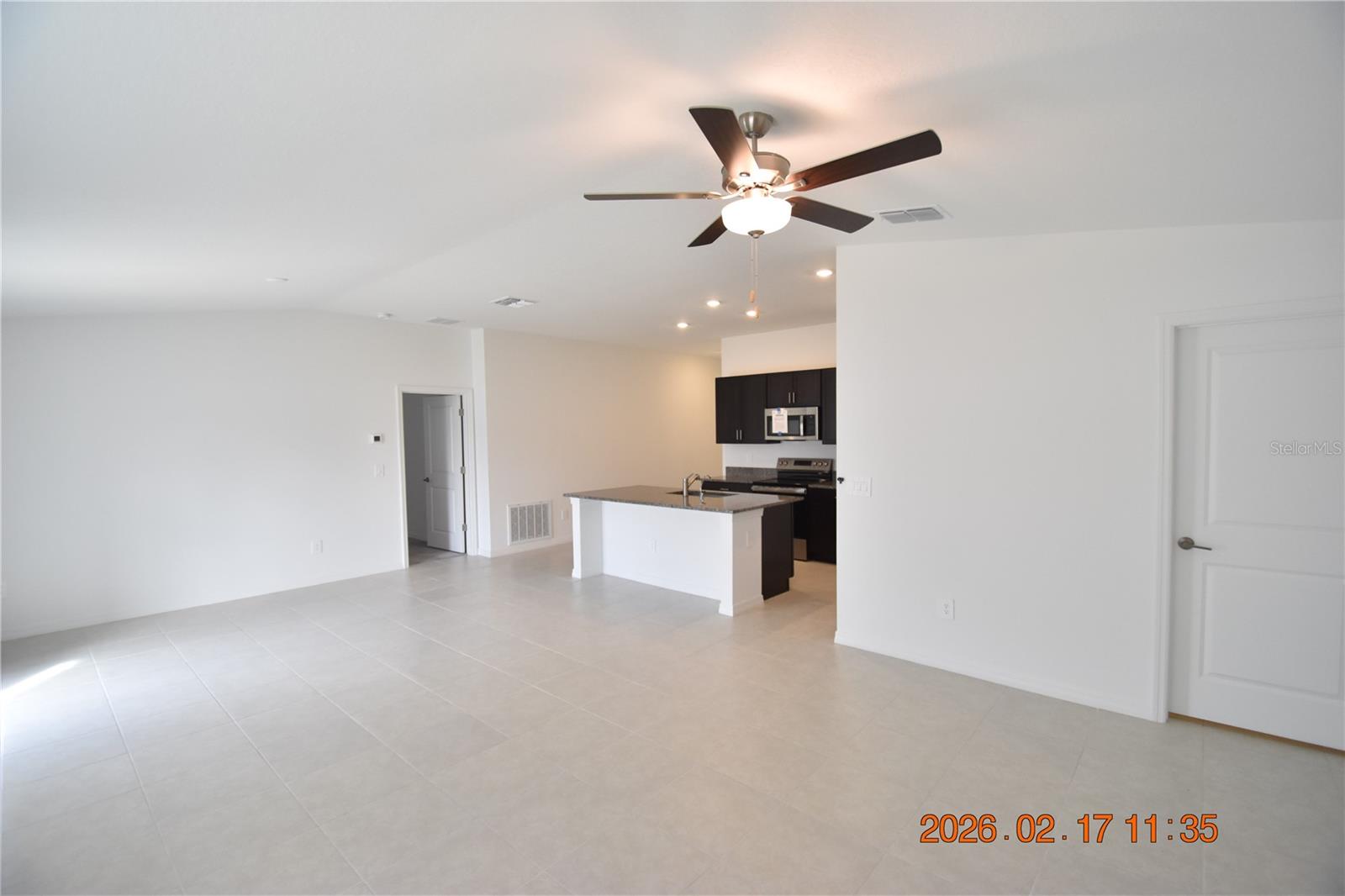 Image 14 of 37 For 4490 Cozy Condor Court