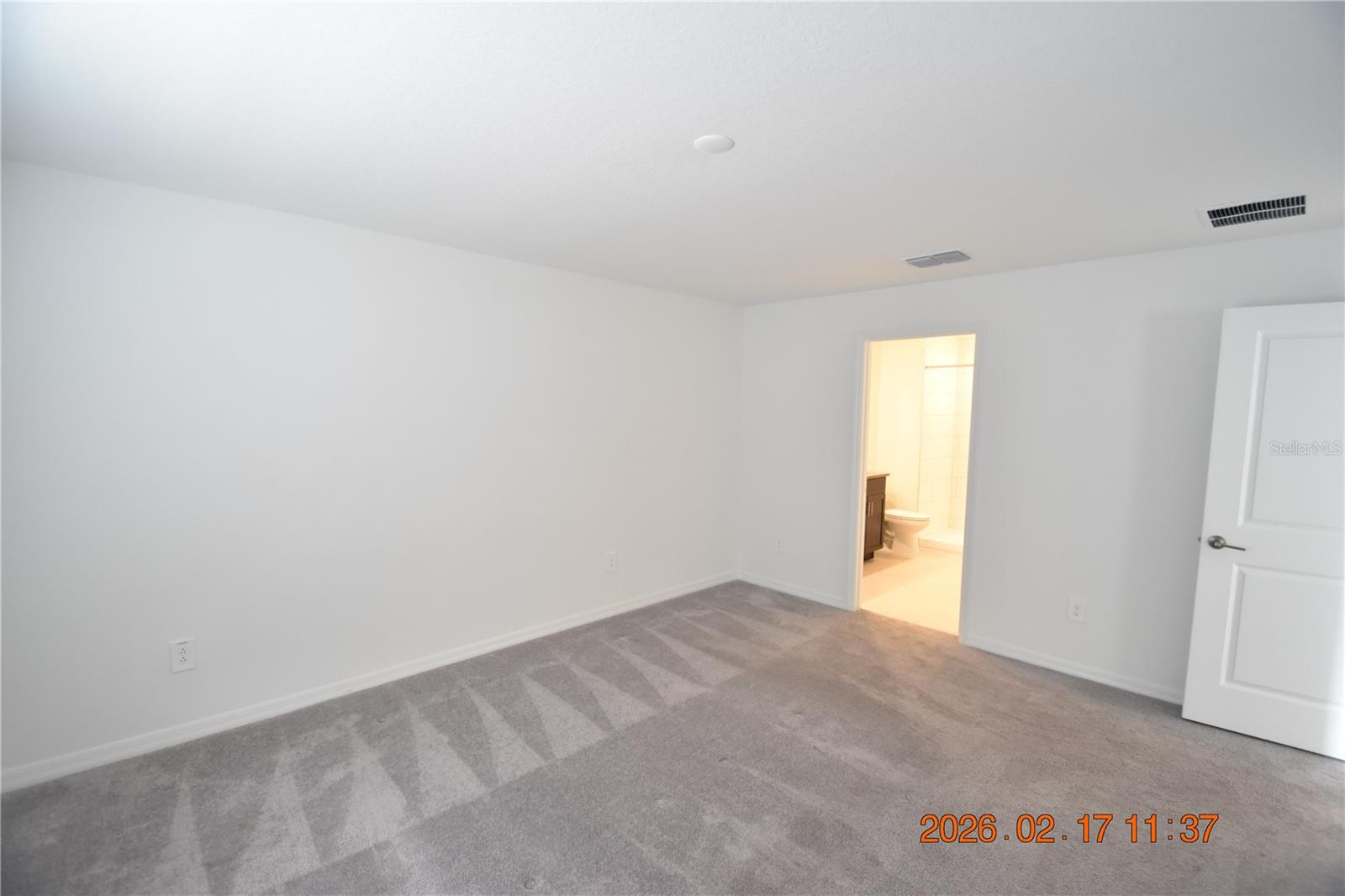 Image 25 of 37 For 4490 Cozy Condor Court