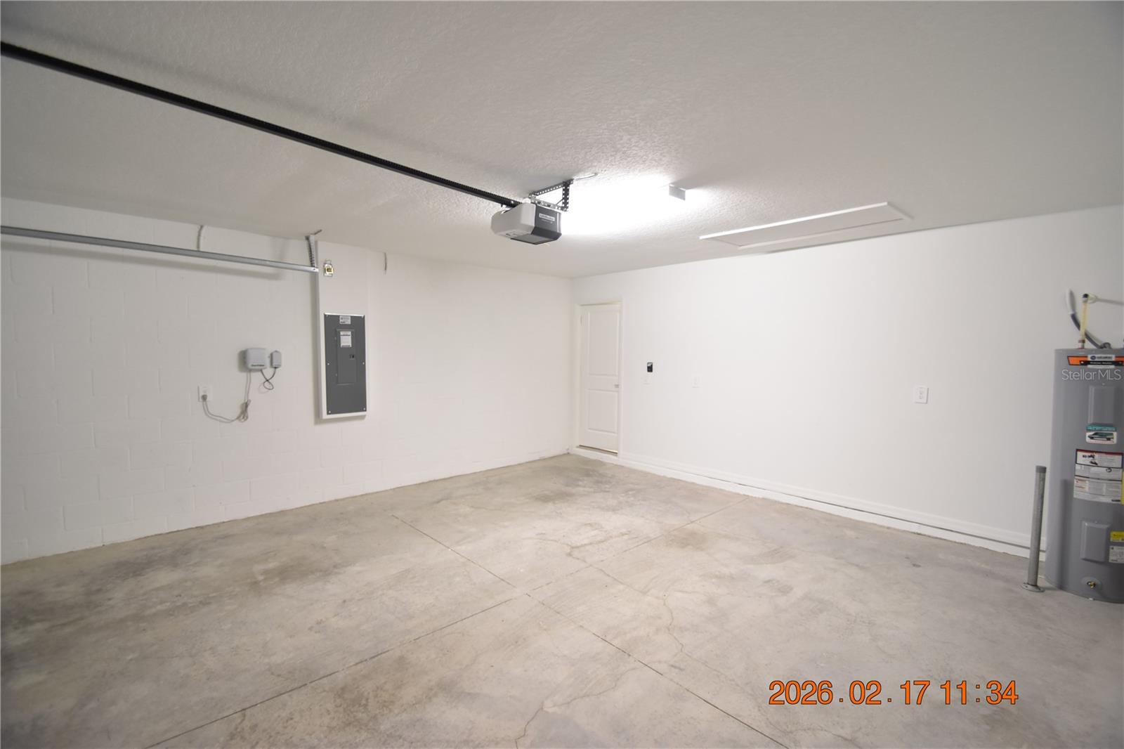 Image 9 of 37 For 4490 Cozy Condor Court