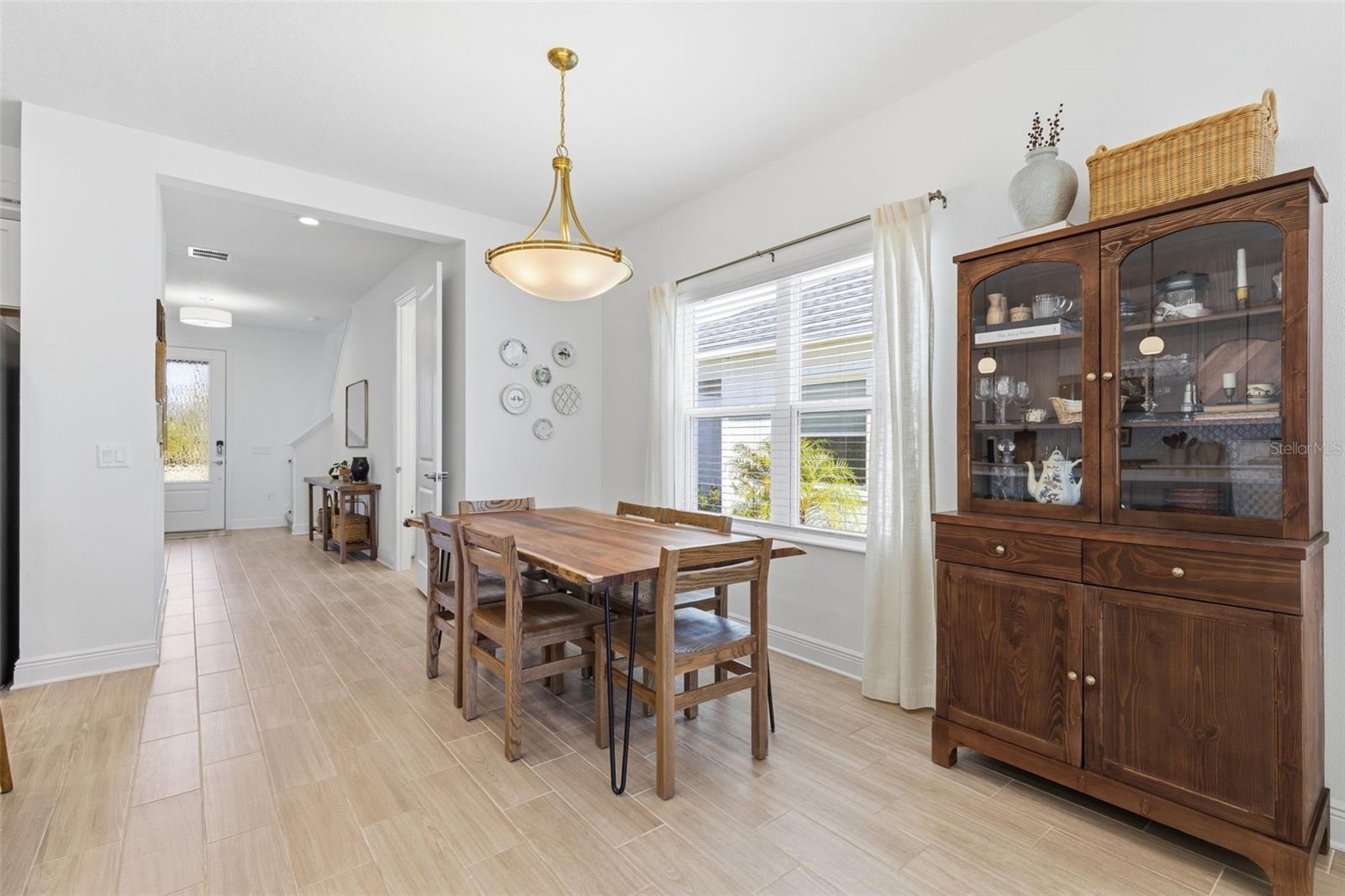 Image 13 of 62 For 10141 Spruce River Way