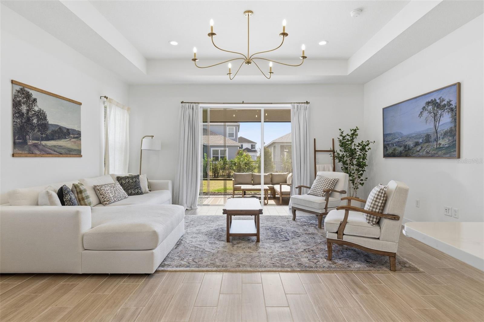 Image 15 of 62 For 10141 Spruce River Way