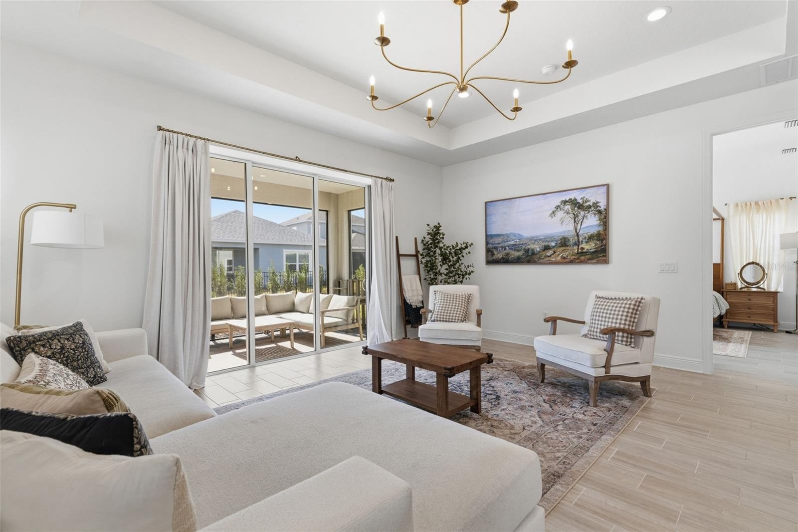 Image 16 of 62 For 10141 Spruce River Way