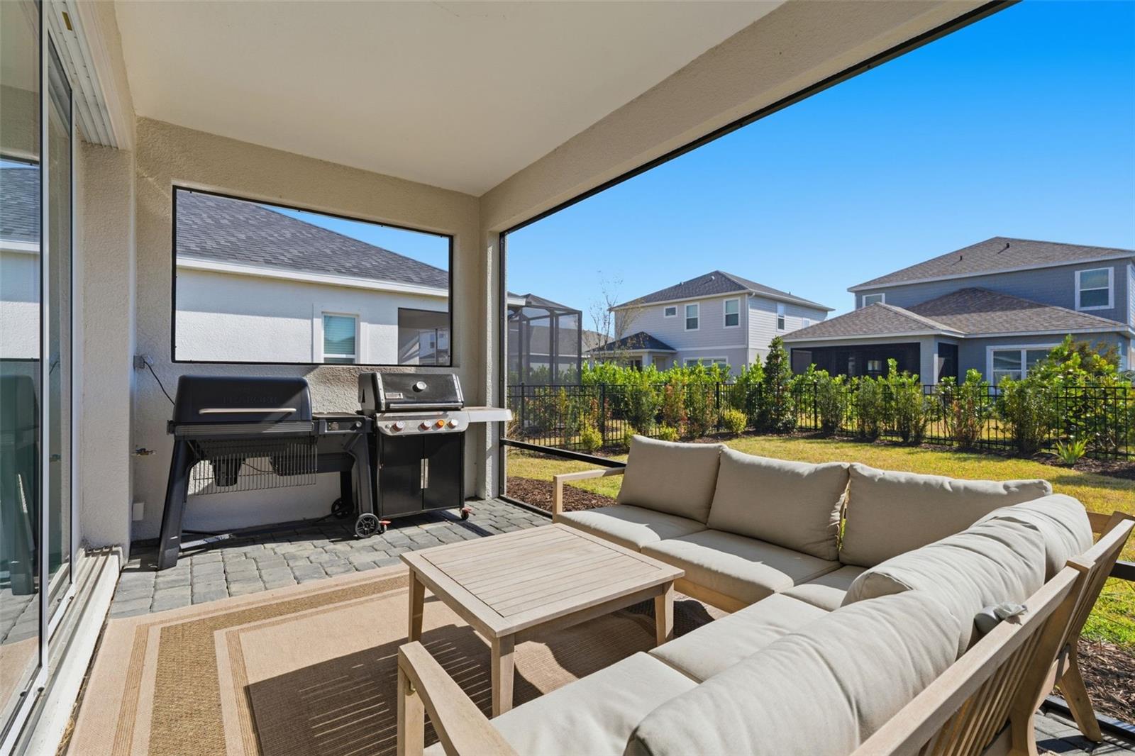 Image 35 of 62 For 10141 Spruce River Way