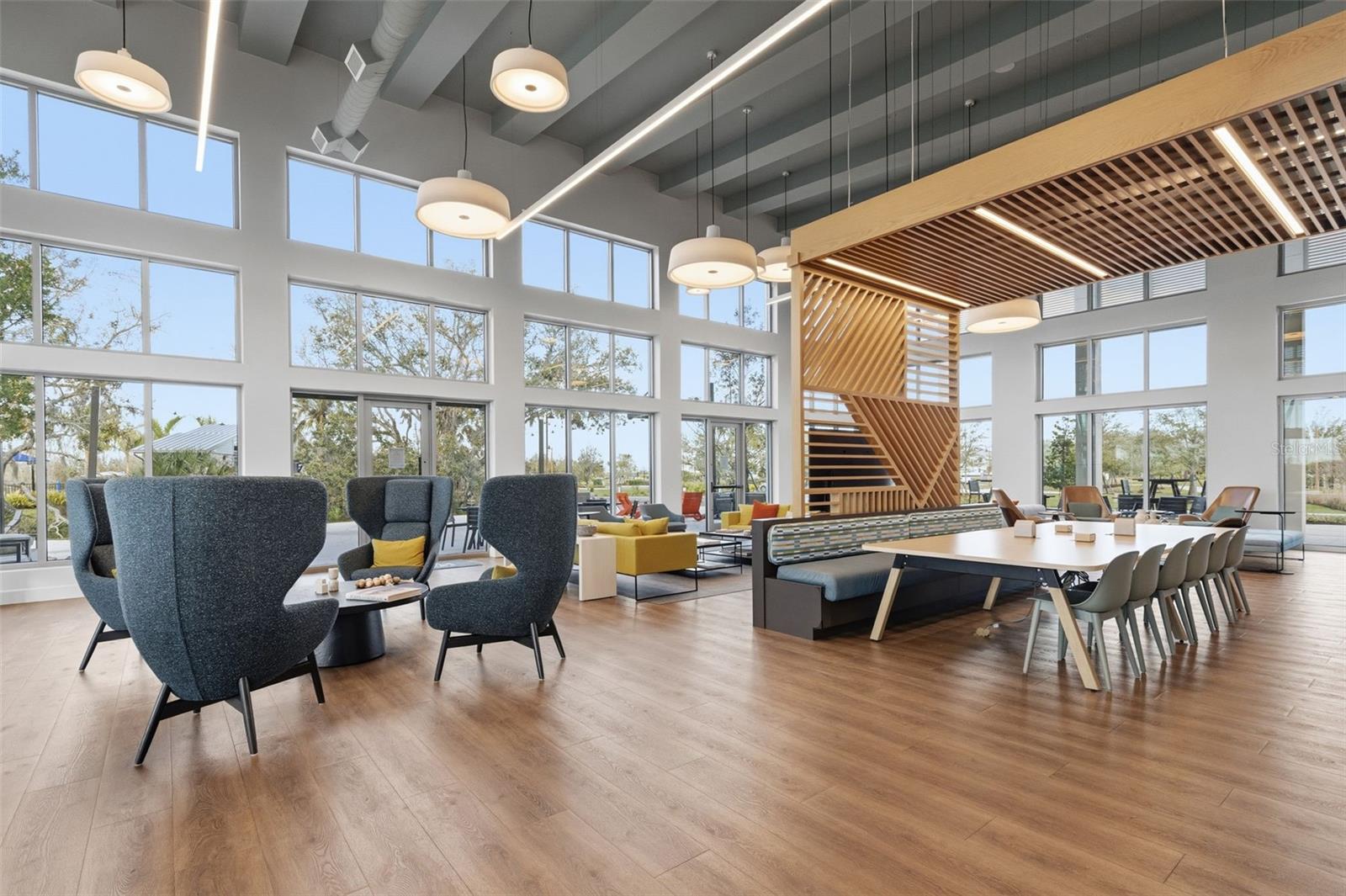 Image 42 of 62 For 10141 Spruce River Way