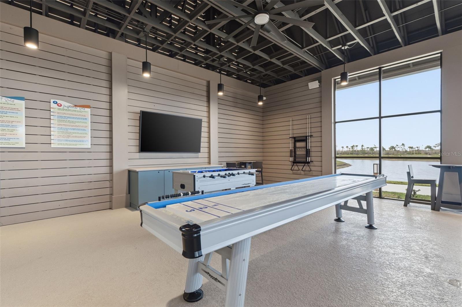 Image 45 of 62 For 10141 Spruce River Way