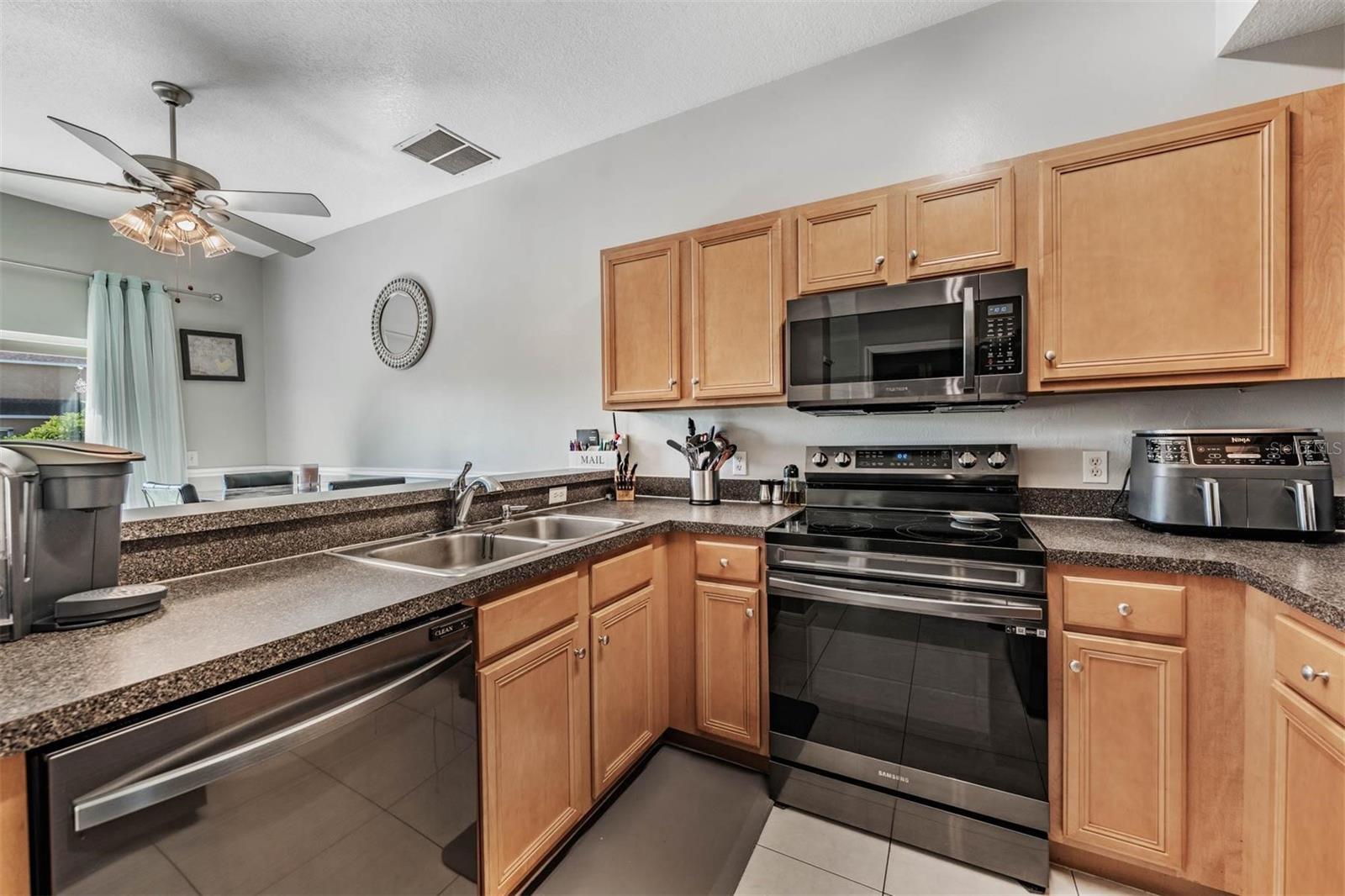 Image 12 of 57 For 9092 Iron Oak Avenue