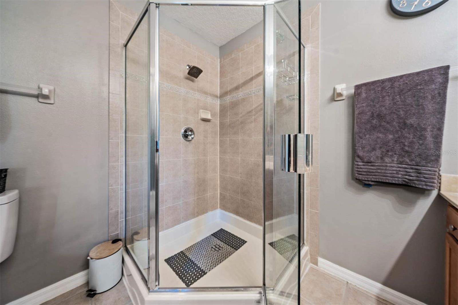 Image 20 of 57 For 9092 Iron Oak Avenue
