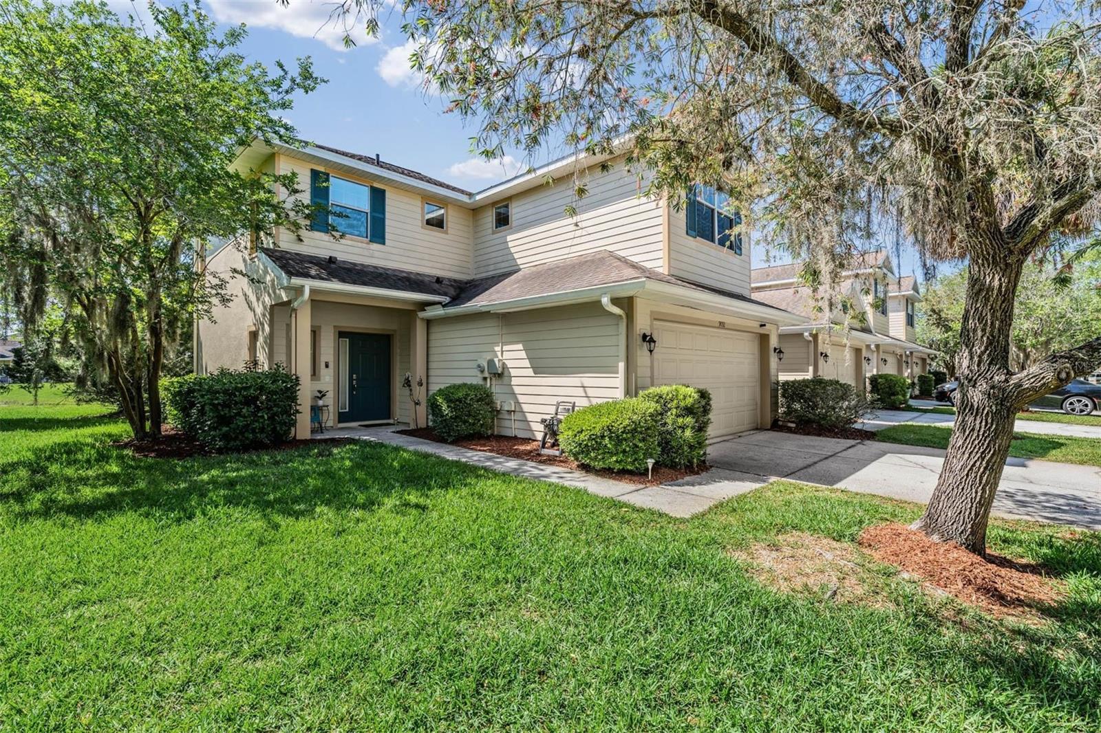 Image 27 of 57 For 9092 Iron Oak Avenue