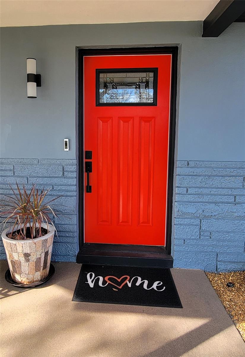 Image 4 of 38 For 2324 Shelley Street