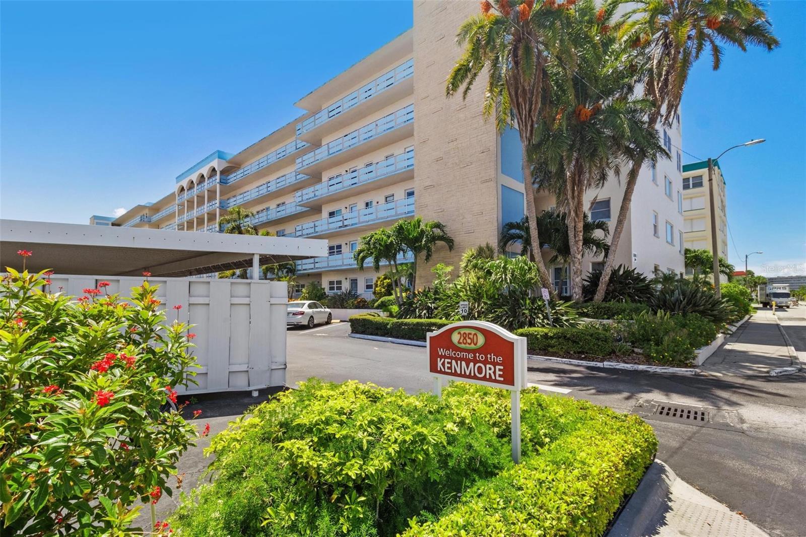 Image 4 of 39 For 2850 59th Street S 311