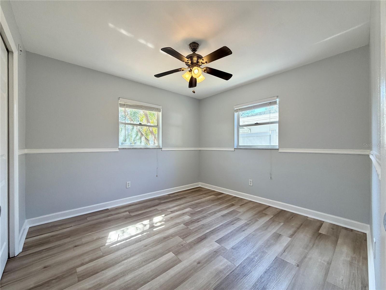 Image 18 of 31 For 510 81st Avenue N