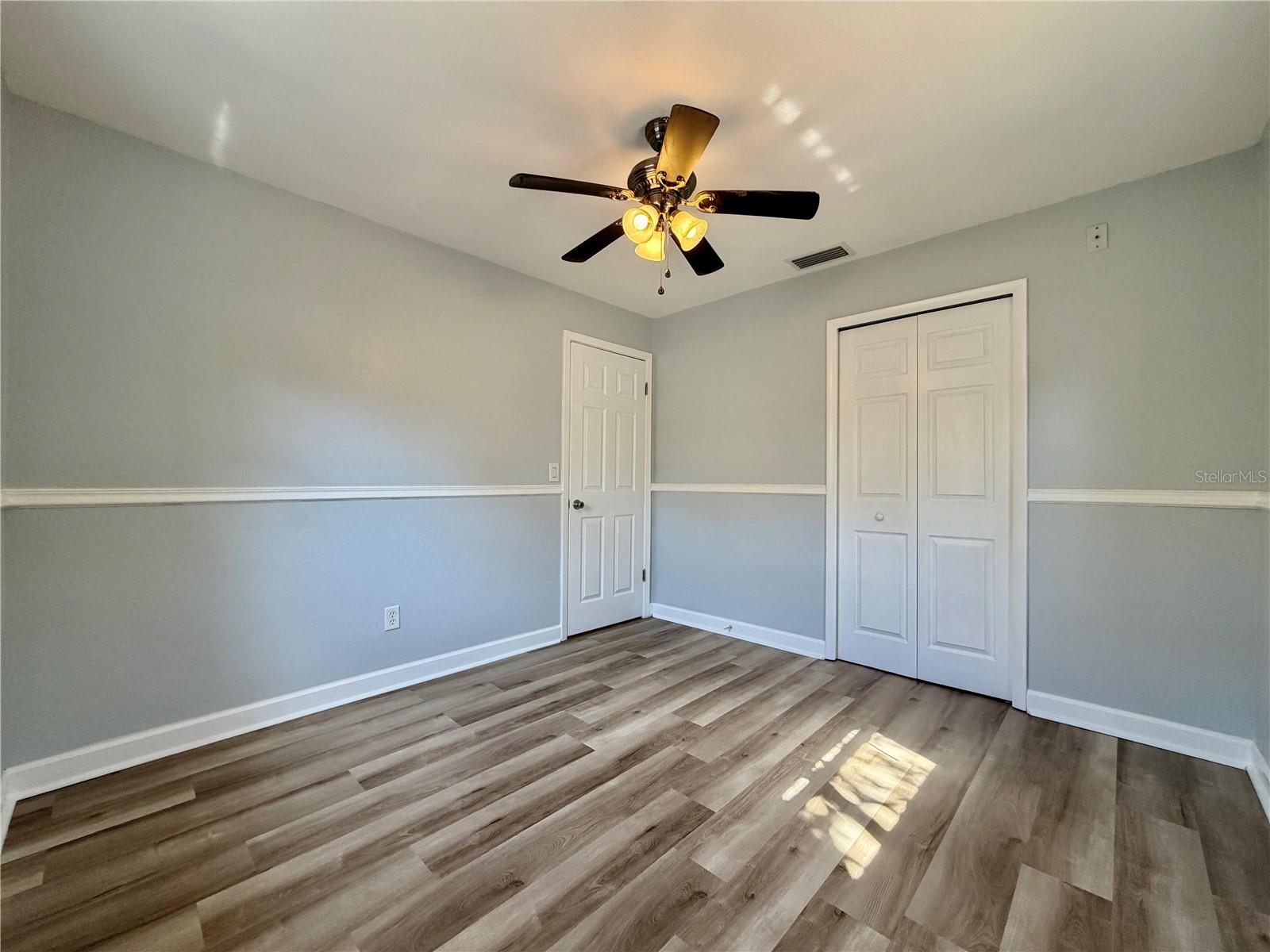 Image 19 of 31 For 510 81st Avenue N