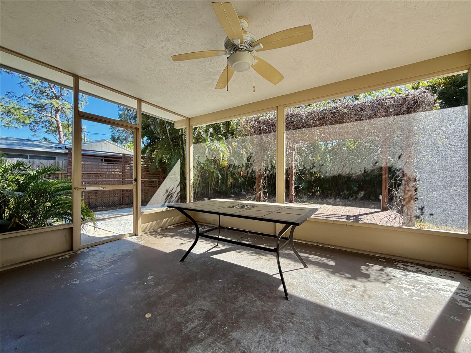 Image 21 of 31 For 510 81st Avenue N