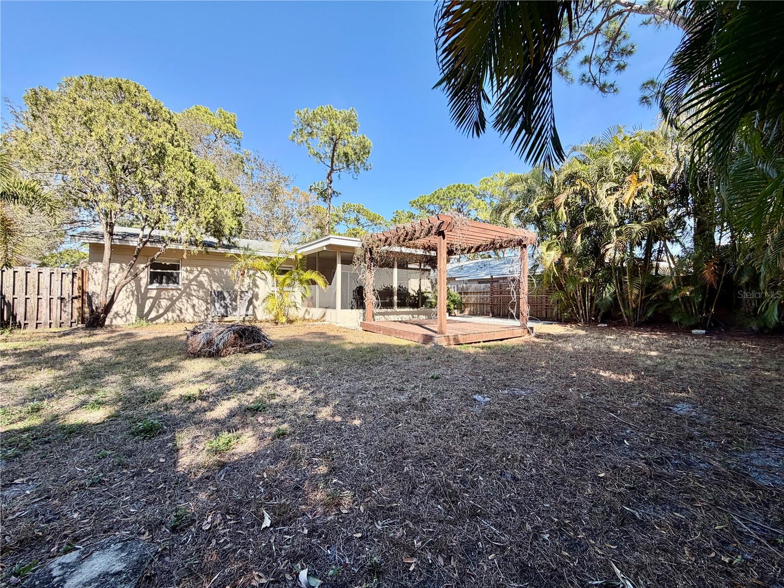 Image 25 of 31 For 510 81st Avenue N