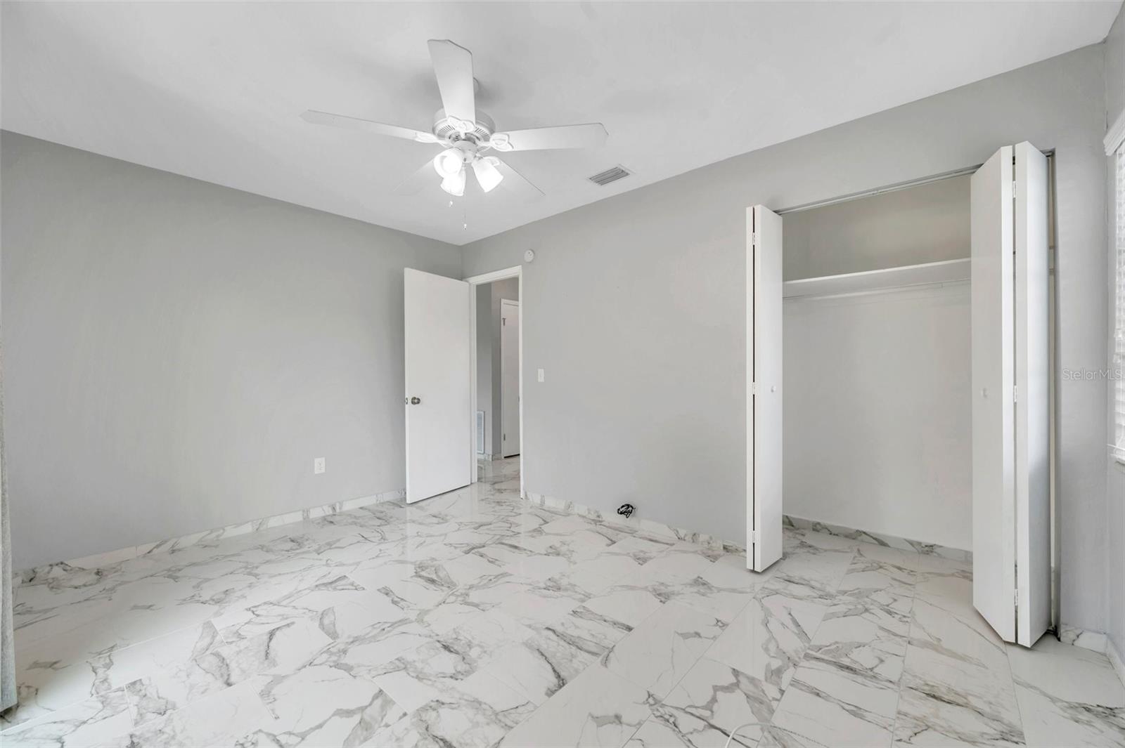 Image 21 of 63 For 3230 51st Street N