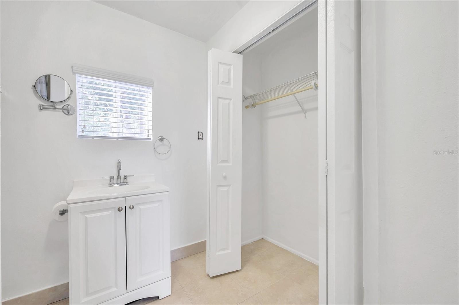 Image 33 of 63 For 3230 51st Street N