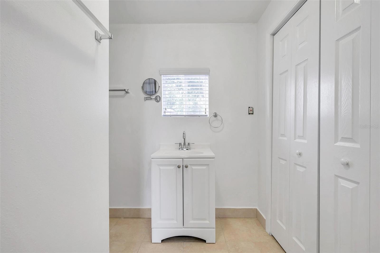 Image 34 of 63 For 3230 51st Street N