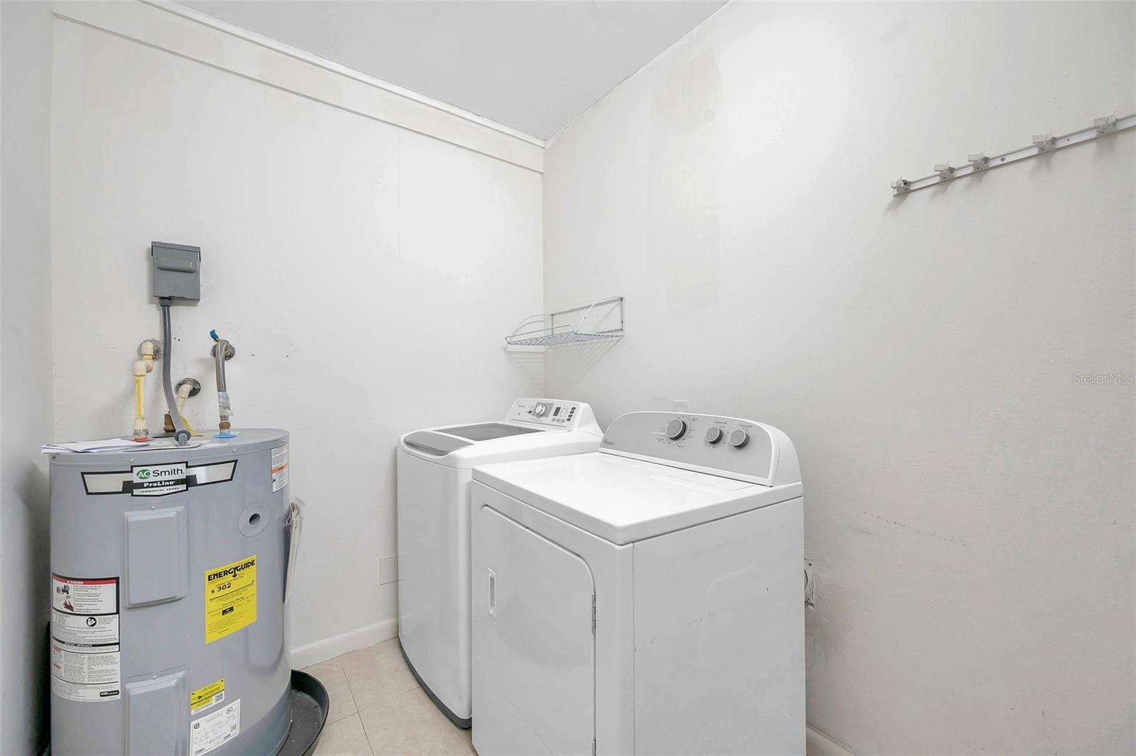 Image 36 of 63 For 3230 51st Street N