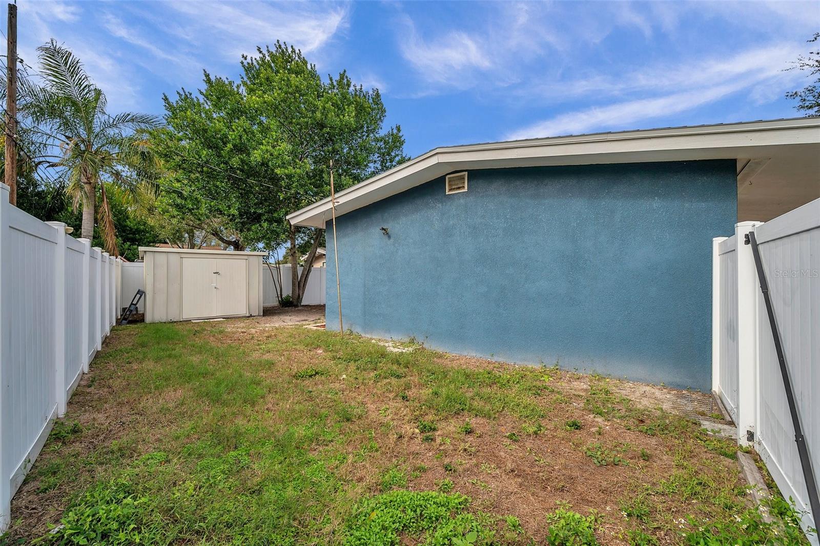 Image 39 of 63 For 3230 51st Street N