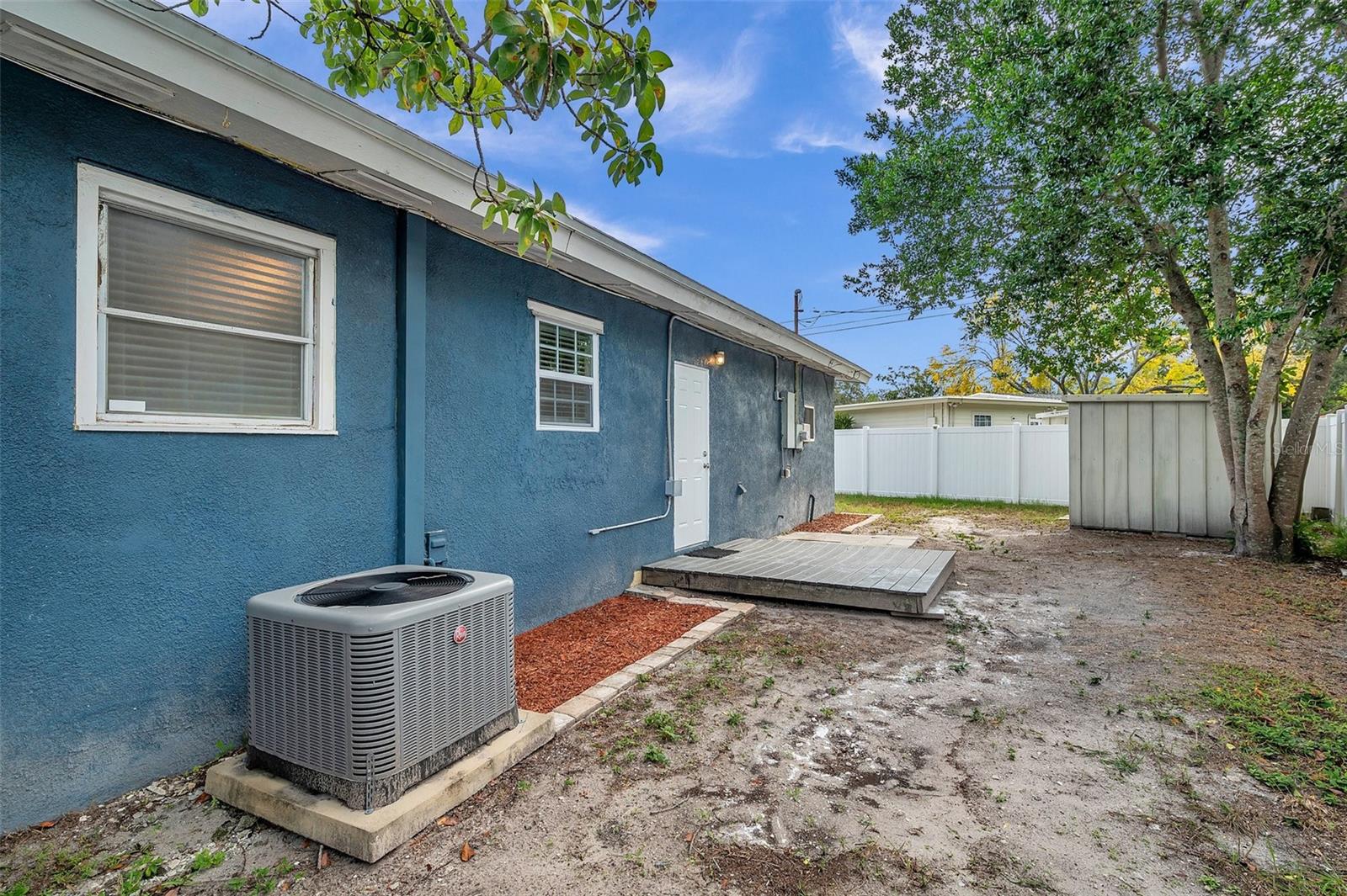 Image 41 of 63 For 3230 51st Street N