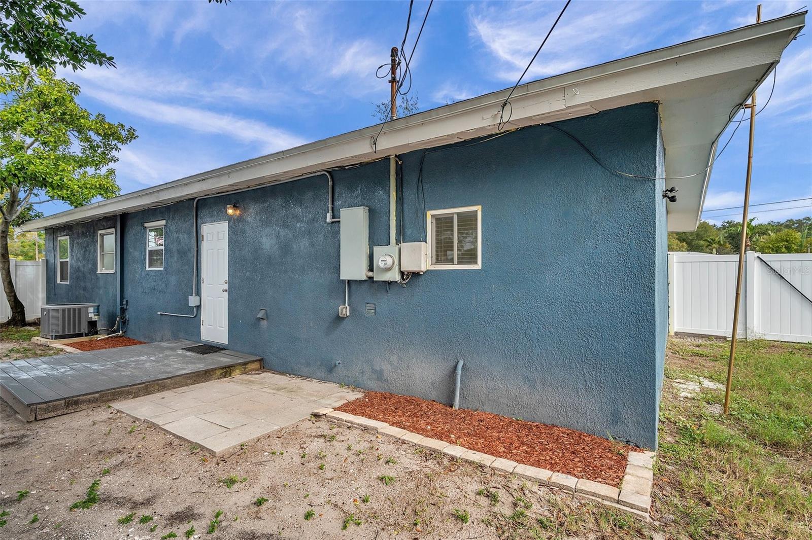 Image 42 of 63 For 3230 51st Street N