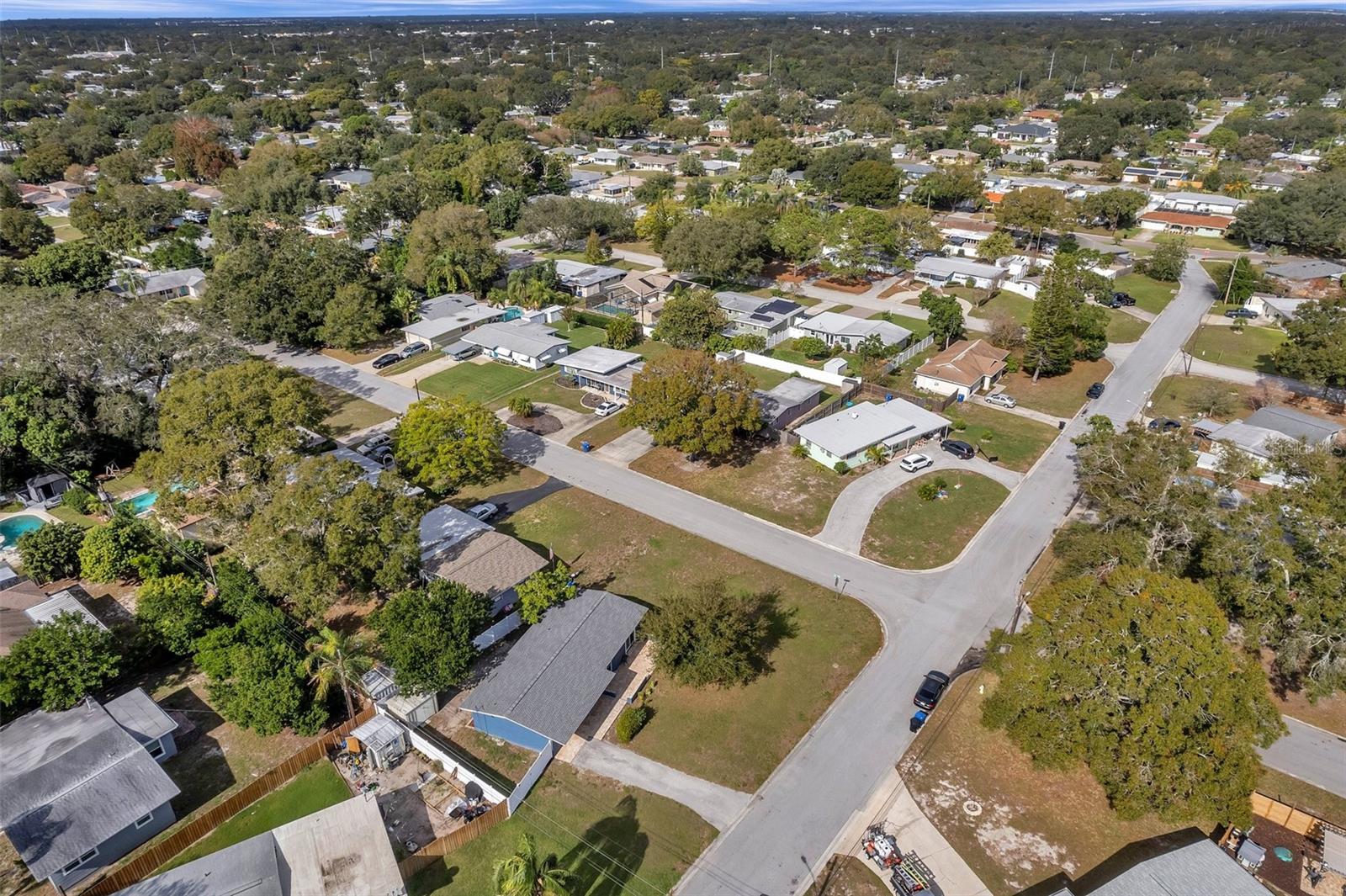 Image 53 of 63 For 3230 51st Street N