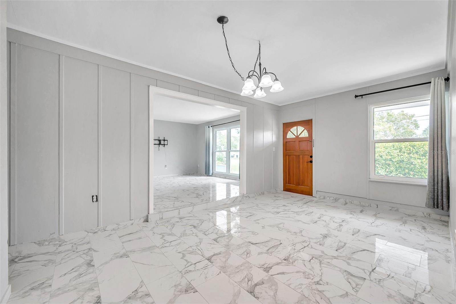 Image 6 of 63 For 3230 51st Street N